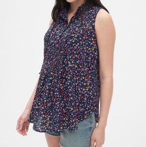 Gap maternity sleeveless split neck tank